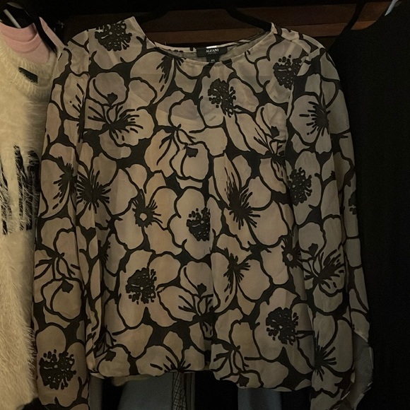 Tan and Black Floral Blouse by Alfani Size Petite Small - Picture 2 of 4